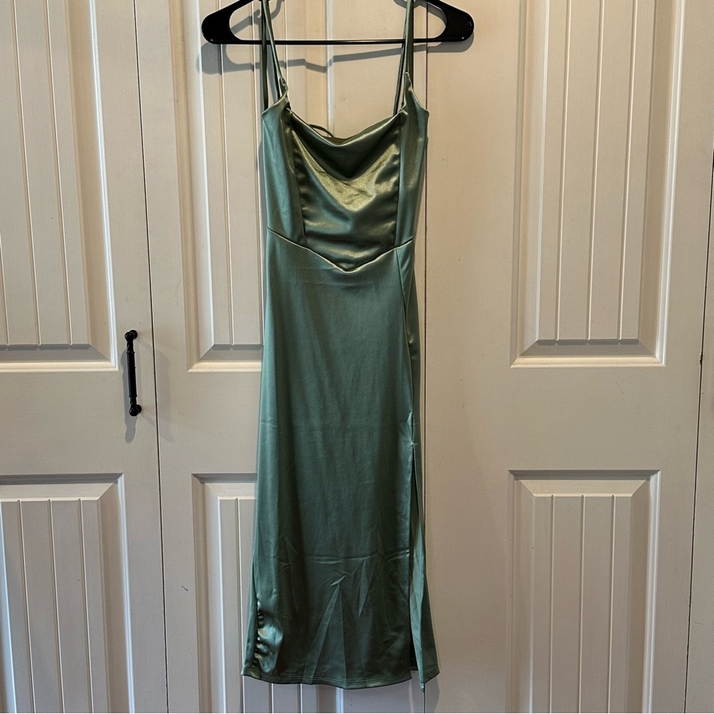 Windsor Satin Midi-Dress Sage Green Size S